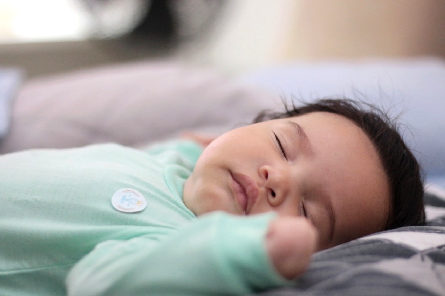 como dormir a un bebe